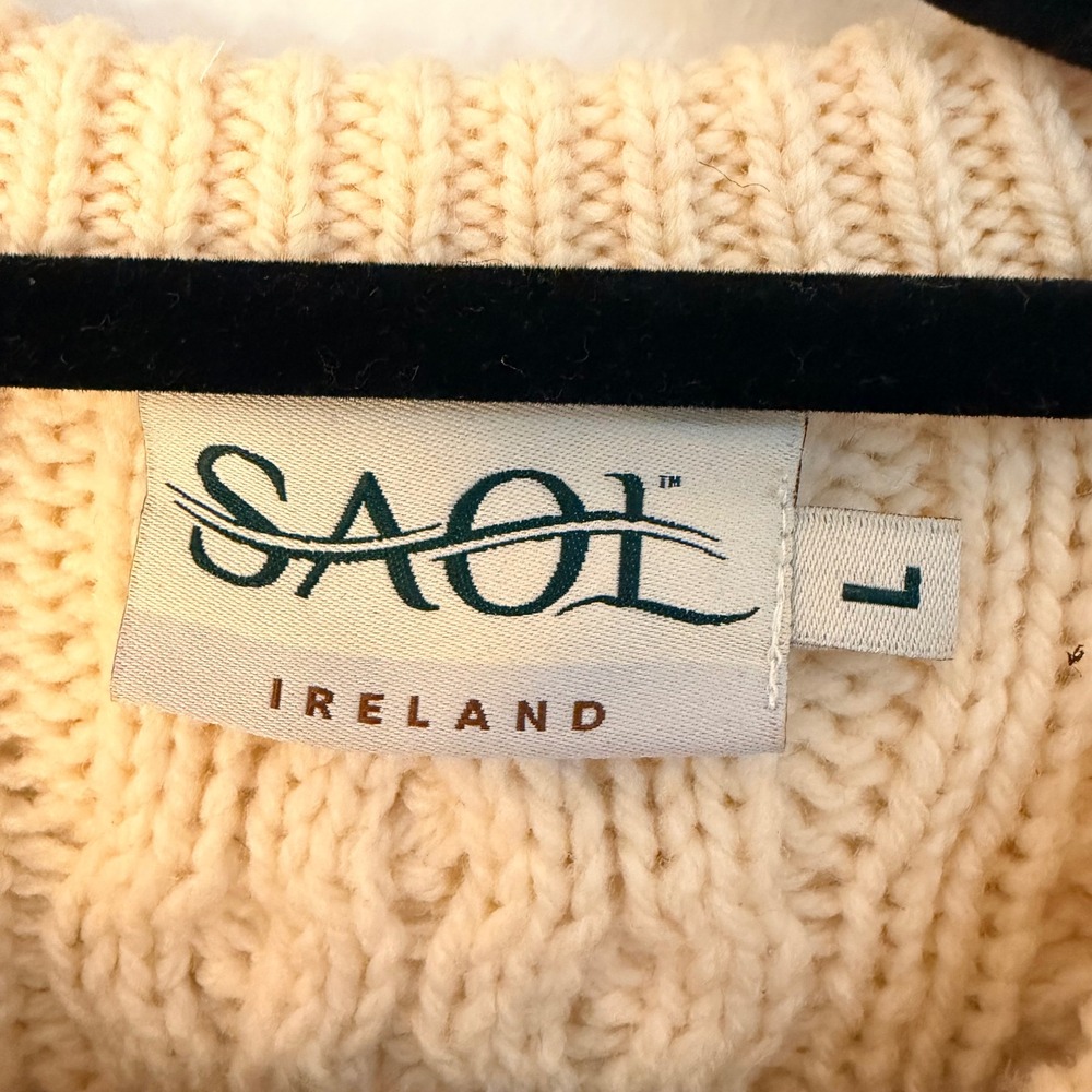 SAOL Ireland Womens 100% Merino Wool‎ Aran Cable Knit Cardigan Sweater Cream L - Picture 2 of 6